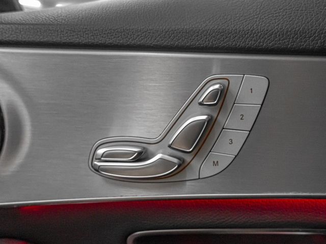 Mercedes-Benz/賓士 C200  第19張相片
