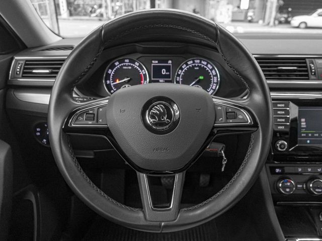 Skoda Superb  第8張相片