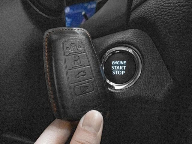 Toyota RAV4  第6張相片