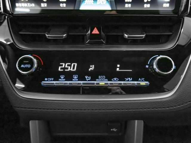 Toyota Corolla Cross  第11張相片