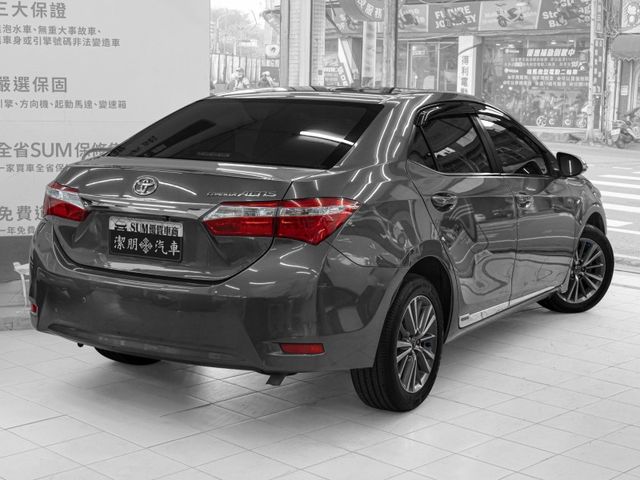Toyota ALTIS  第2張相片