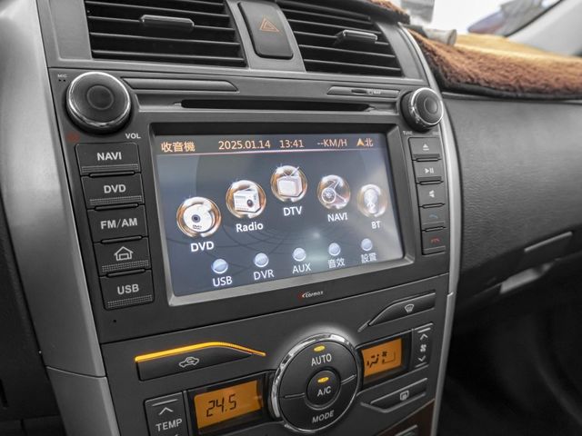 Toyota ALTIS  第13張相片