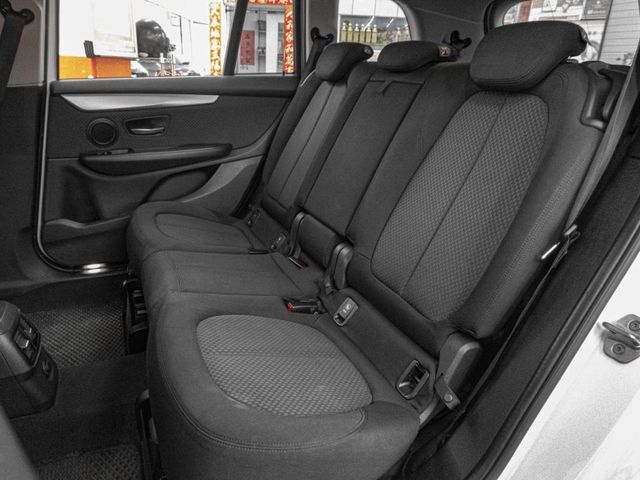 BMW/ 寶馬 218d  第9張相片