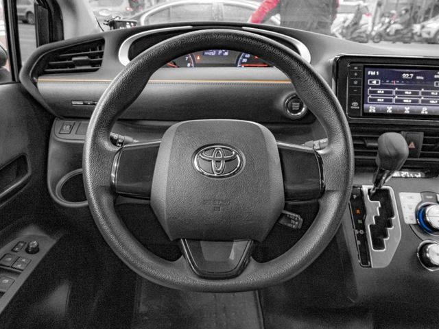 Toyota SIENTA  第5張相片