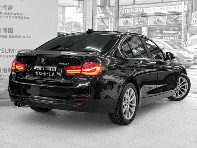 BMW/ 寶馬 320i  第2張相片