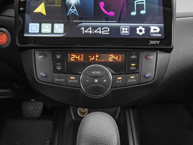 Nissan Tiida  第13張相片