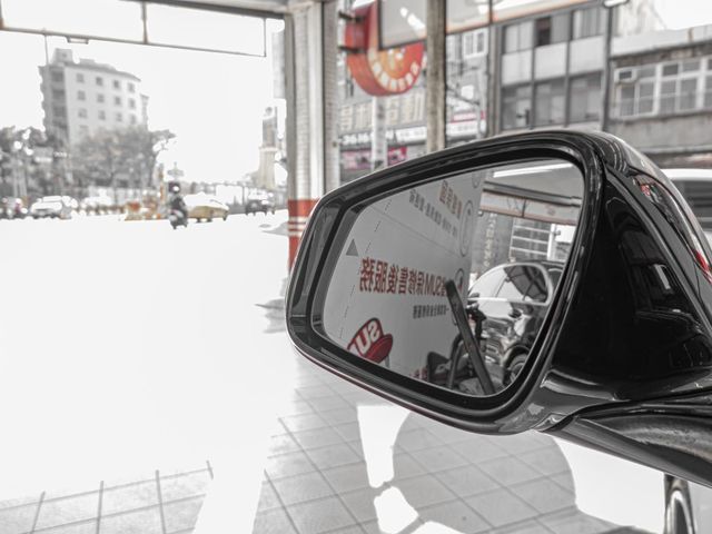 BMW/ 寶馬 118i  第17張相片