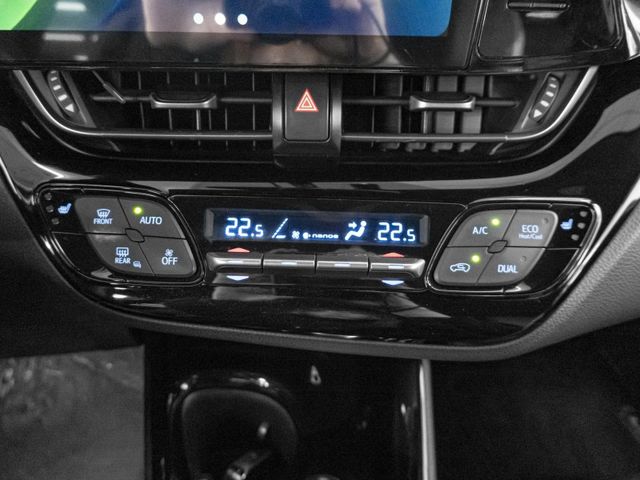 Toyota C-HR  第13張相片