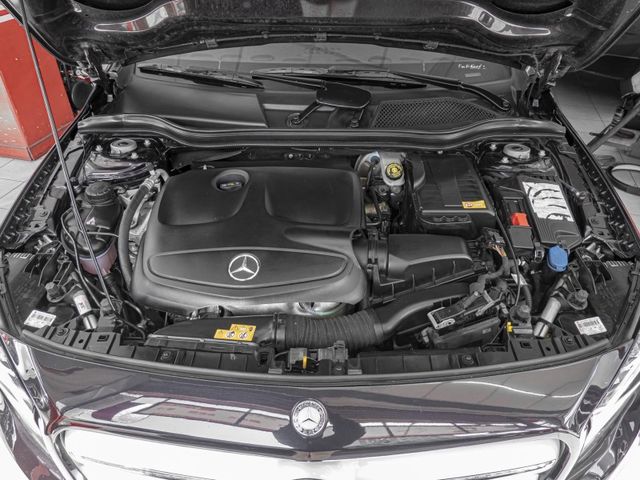 Mercedes-Benz/賓士 GLA180  第3張相片