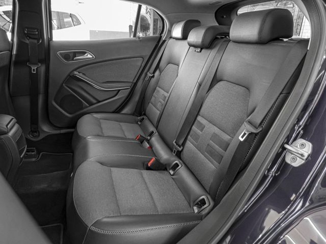Mercedes-Benz/賓士 GLA180  第9張相片