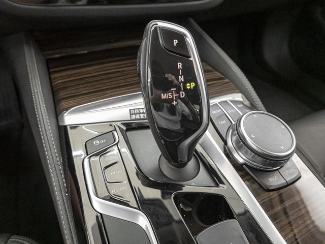 BMW/ 寶馬 520i  第13張相片