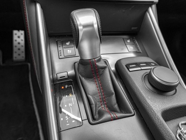 Lexus IS  第13張相片