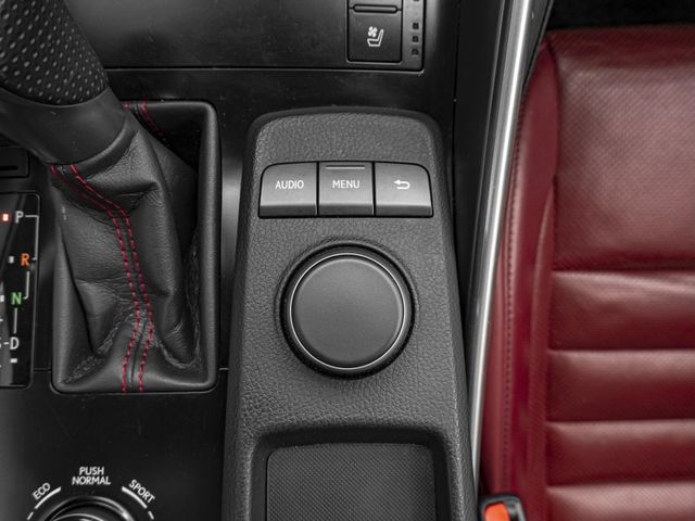 Lexus IS  第15張相片