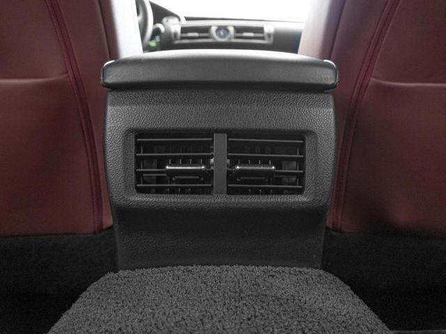 Lexus IS  第20張相片