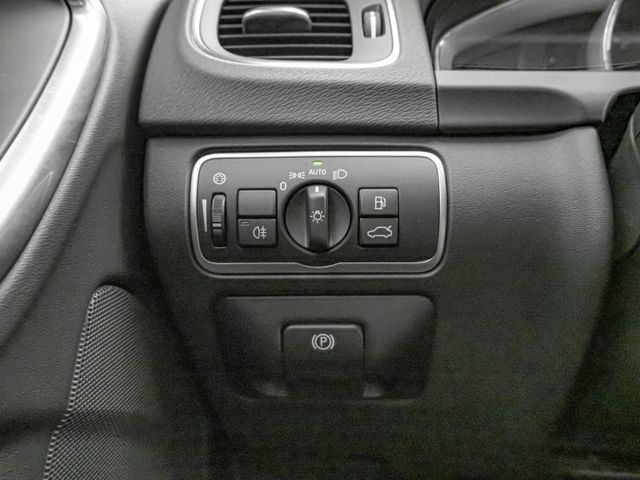 Volvo V60  第15張相片