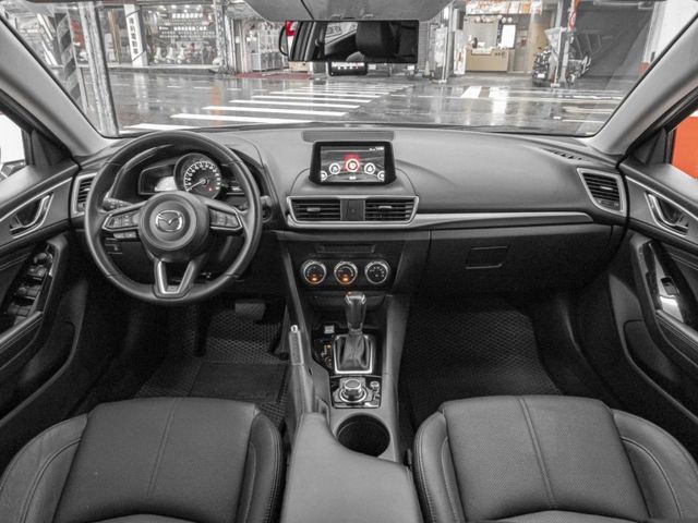 Mazda Mazda3  第7張相片
