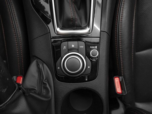 Mazda Mazda3  第15張相片