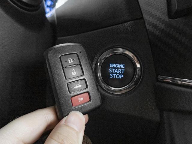 Toyota ALTIS  第6張相片