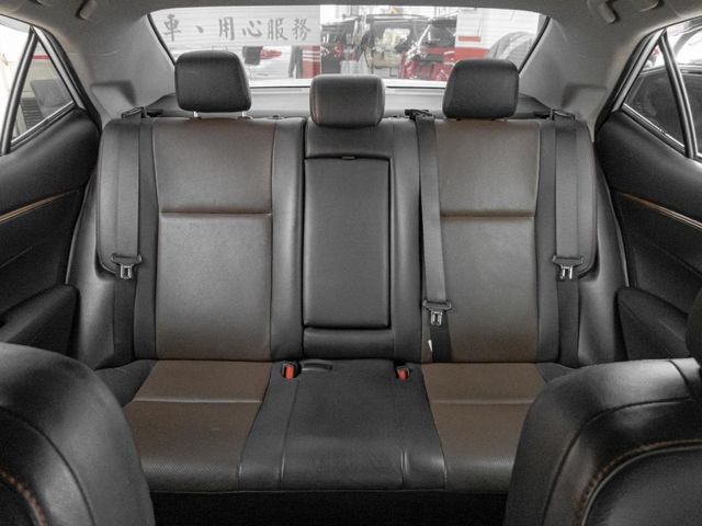 Toyota ALTIS  第10張相片