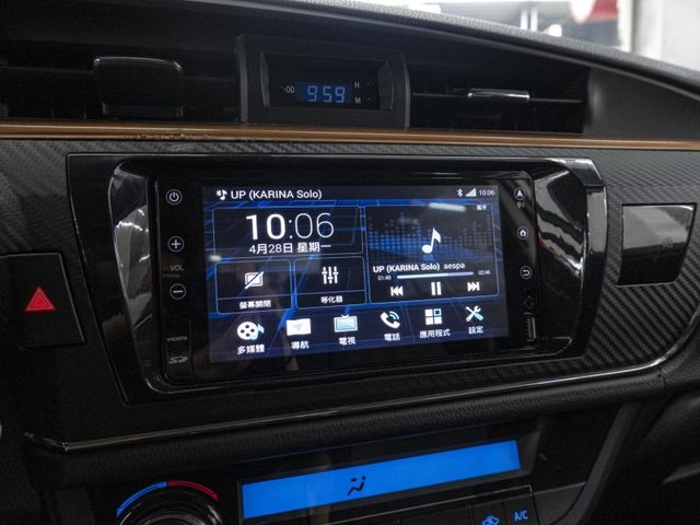 Toyota ALTIS  第11張相片