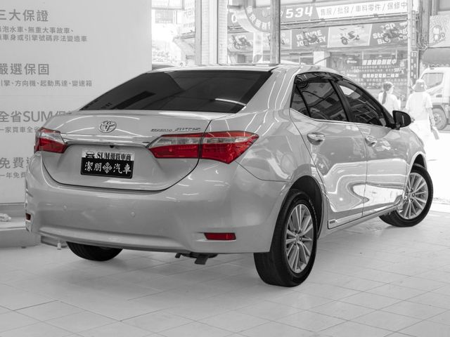 Toyota ALTIS  第2張相片
