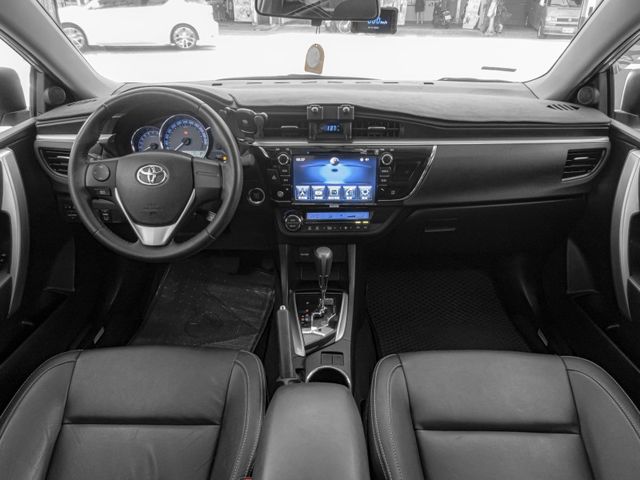 Toyota ALTIS  第8張相片