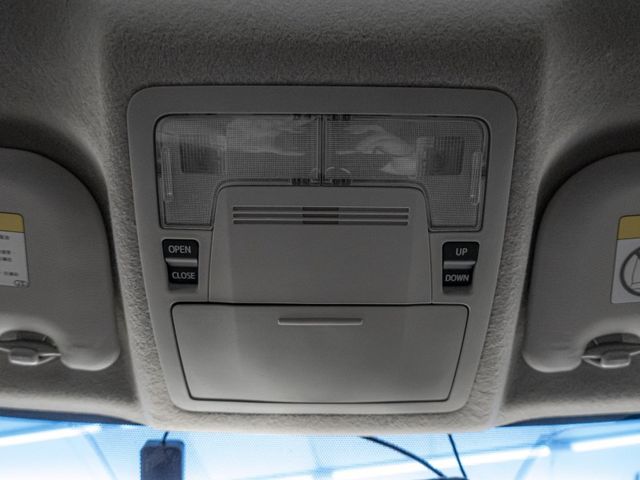 Toyota ALTIS  第16張相片