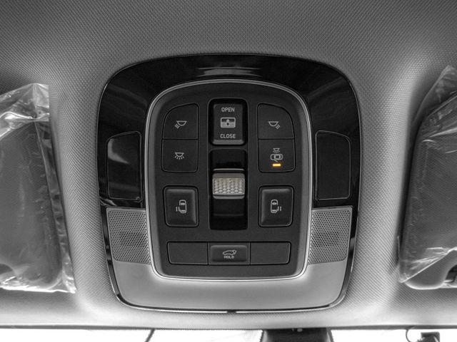 Hyundai Custin  第16張相片