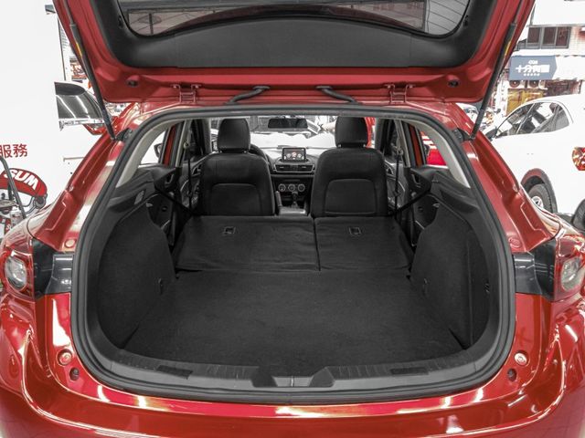 Mazda Mazda3  第21張相片