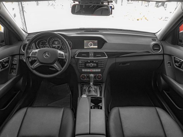 Mercedes-Benz/賓士 C200  第6張相片