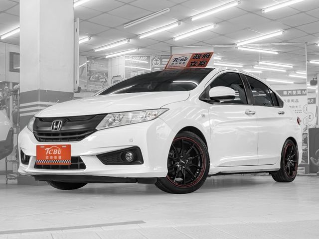 2017年 HONDA本田 CITY 白 1.5／定速.導航.倒車顯影.恆溫  第1張相片