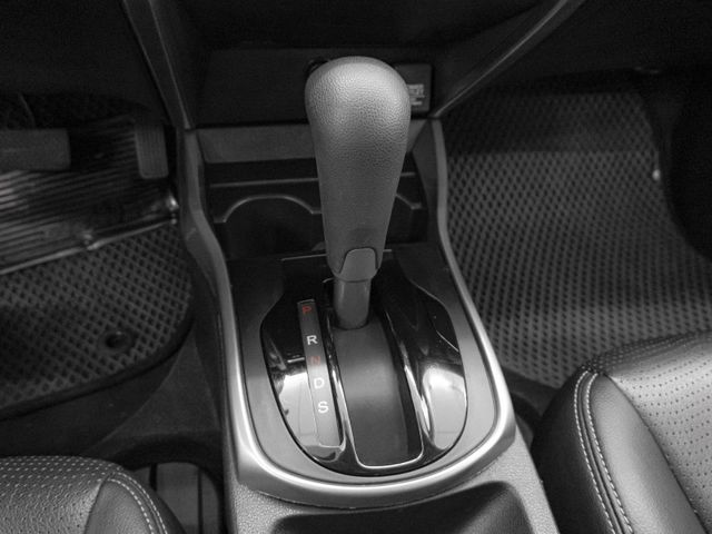 2017年 HONDA本田 CITY 白 1.5／定速.導航.倒車顯影.恆溫  第13張相片