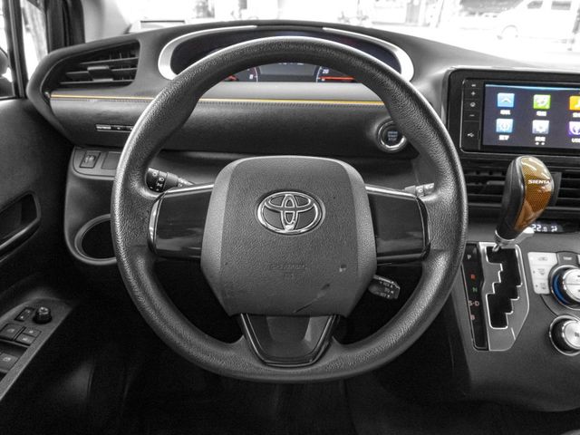 2017年 TOYOTA豐田 SIENTA 灰 1.8／I-KEY.定速.恆溫.電滑門.倒車顯影  第5張相片