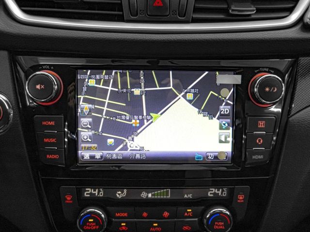 Nissan X-Trail  第11張相片