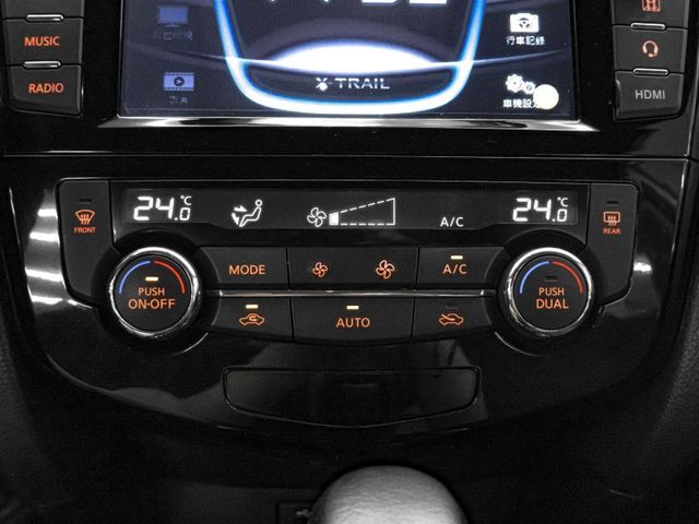 Nissan X-Trail  第12張相片