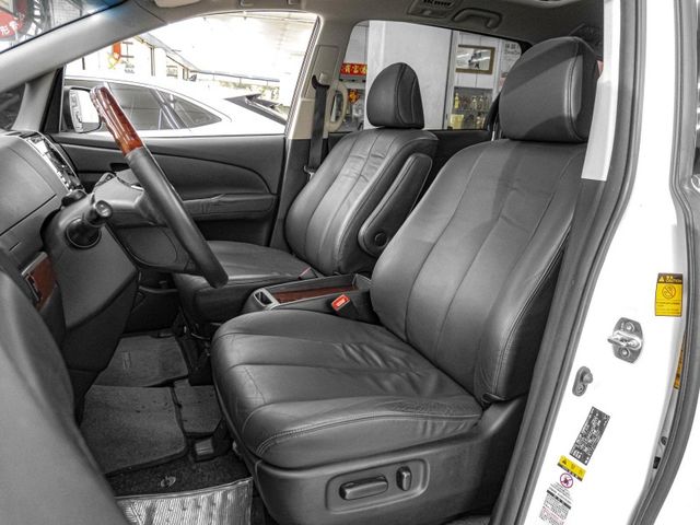 Toyota Previa  第8張相片