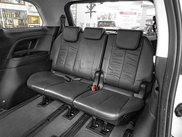 Toyota Previa  第11張相片