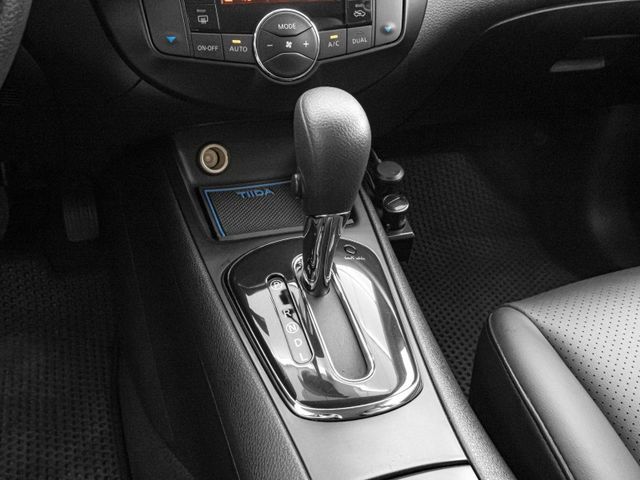 Nissan Tiida  第13張相片