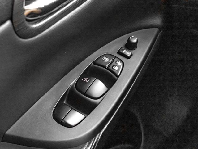 Nissan Tiida  第16張相片