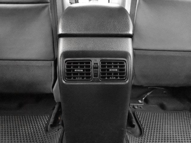 Nissan Tiida  第20張相片