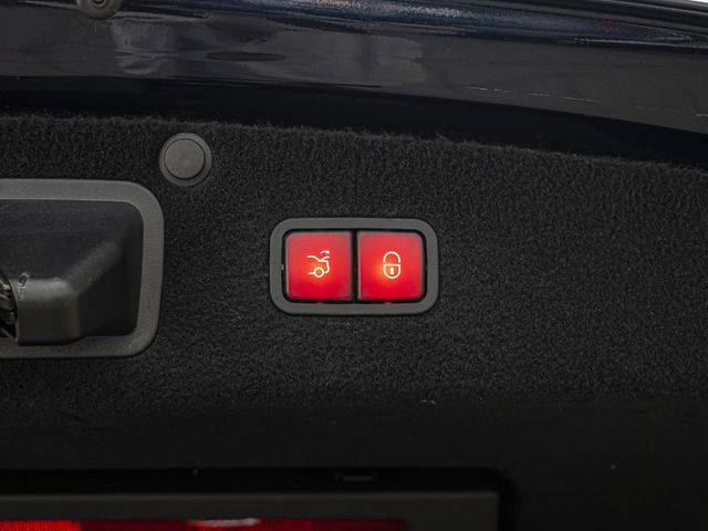 Mercedes-Benz/賓士 S400  第19張相片