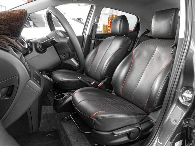 Mazda Mazda2  第7張相片