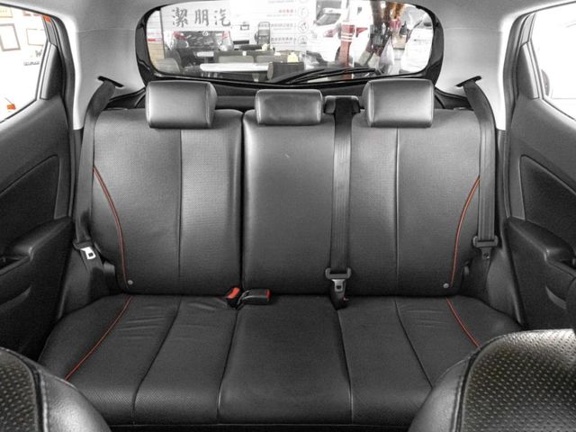 Mazda Mazda2  第9張相片