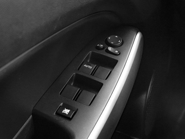 Mazda Mazda2  第15張相片