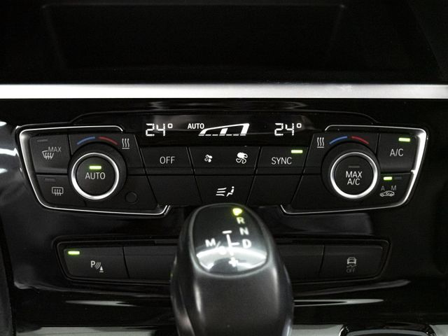 BMW/ 寶馬 220i GT  第13張相片