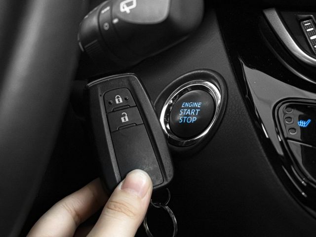 Toyota C-HR  第6張相片