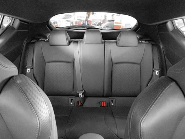 Toyota C-HR  第10張相片