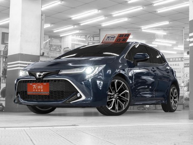 Toyota Auris  第1張相片