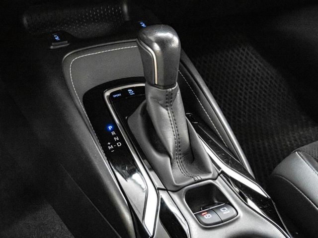 Toyota Auris  第13張相片