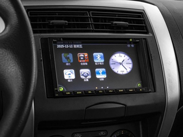 Nissan Livina  第29張相片